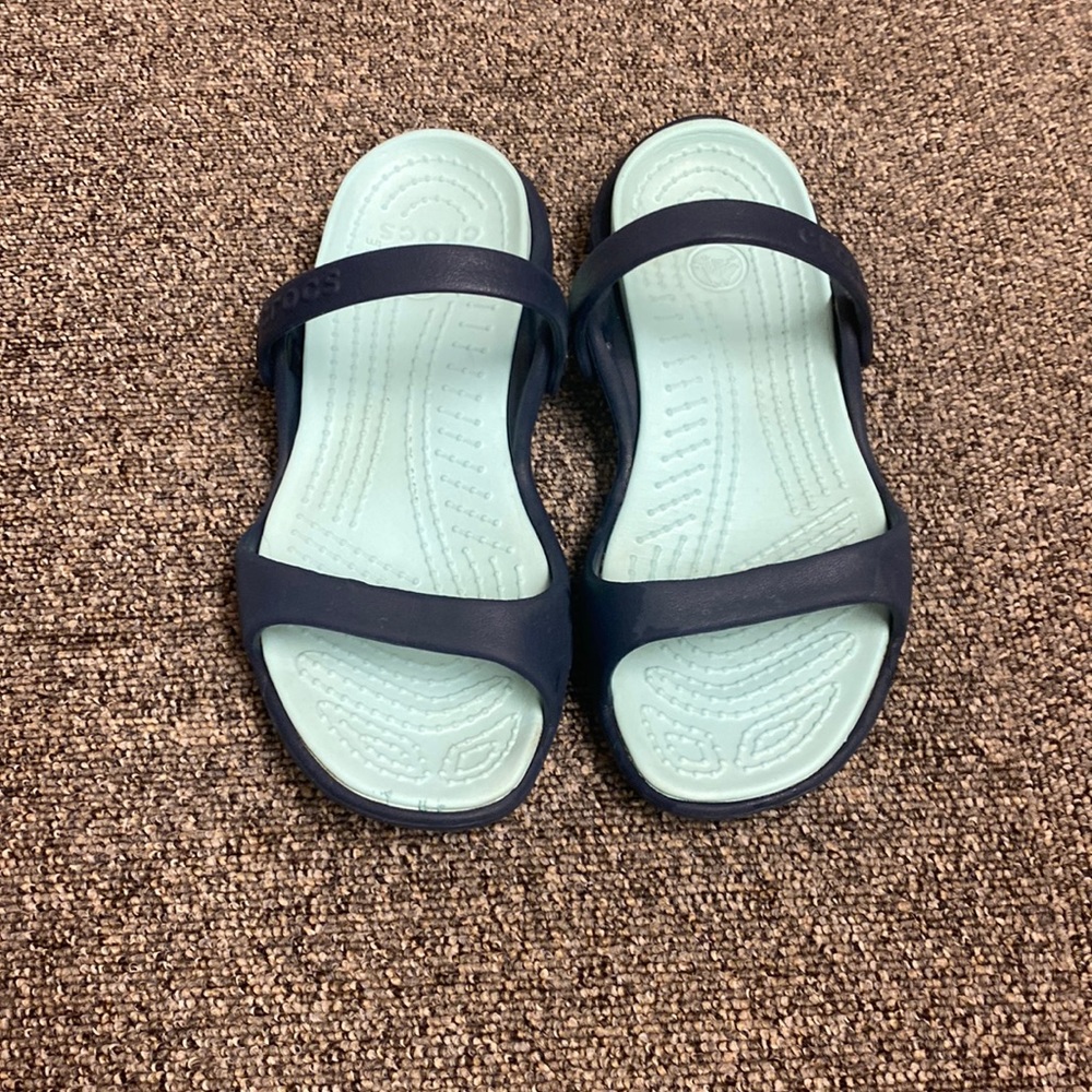 Crocs